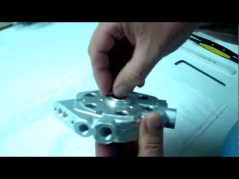 Repair the Mercedes Fuel Distributor -- how to install internal seal of the fuel distributor