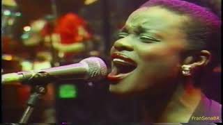 David Gilmour &amp; Pete Townshend&#39;s Deep End - Love On The Air -Live 11.1.85 Brixton Legendado Tradução