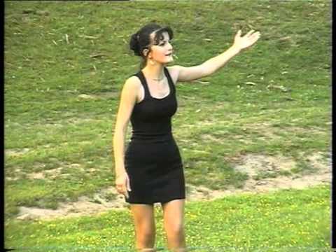 CLAUDIA VOLENTIR SI BUJOREL TULEA  AM UN BADE SOFERAS