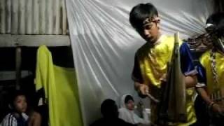 preview picture of video 'CALUNG SIKI NANGKA- Barudak Jalu SMP Pasundan 5 Bandung'