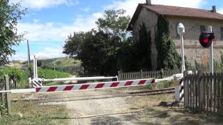 preview picture of video 'Passaggio a livello di via San Ruffillo in HD - Brisighella'