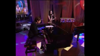 Emilio Aragón y Beatriz Luengo - Una décima de segundo - (2003)
