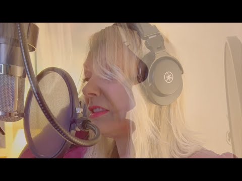 Here Comes The Sun - w/Nancy Wilson, John Stamos, Davey Johnstone