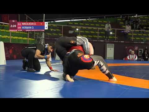 1/4 Women's GP No-Gi - +71 kg: D. NIKOLAEVA (RUS) v. O. HERMAN (UKR)