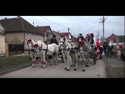 Podeljeni paketići u Kuzminu