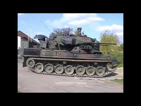 Flakpanzer Gepard im Feuerkampf Bundeswehr Manöver Thüringer Löwe 2004 SPAAG Flugabwehrkanonenpanzer
