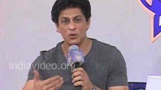 Good Friends - Shah Rukh Khan and Juhi Chawla 