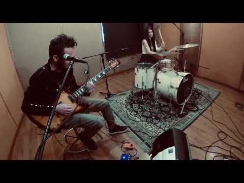 Gennaro Porcelli - The Sky is crying live in studio