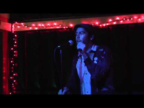 Mikey Face and The Looks Live@Soda Bar part 1