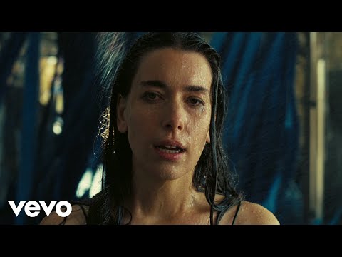 HAIM - Now I'm In It