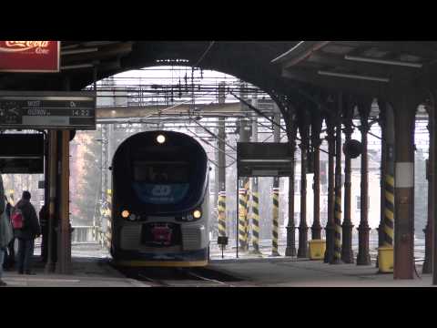 Os 7008 Marianske Lazne - Cheb - Most mit 844 005-9 RegioShark Einfahrt in Karlovy Vary