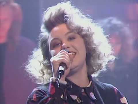 Emma - Give a Little Love Back to the World (Eurovision Song Contest 1990, UNITED KINGDOM 🇬🇧)