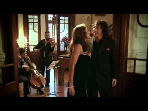 Nido gaucho - Alejandro Dolina y Natalia Lobo, en "Recordando el show de Alejandro Molina".-