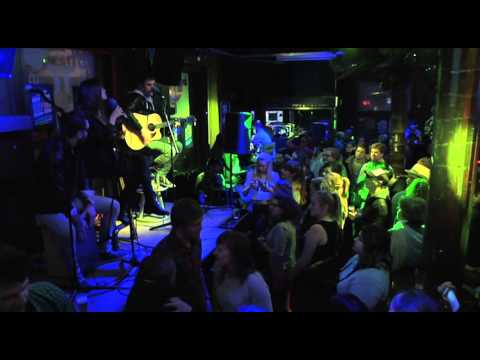 MNM 90's & 00's Café: Iana - King of my castle - Lady - Gypsy woman - Show me love