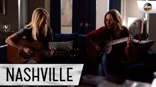 Lennon Stella (Maddie) and Jessy Schram (Cash) Sing "Swept Away" - Nashville