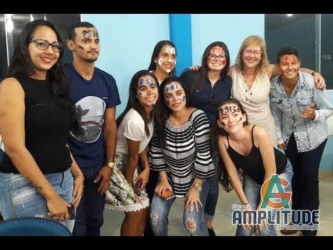 FACULDADE AJES  JUARA REALIZOU UMA CONFRATERNIZAÇÃO ENTRE ALUNOS VETERANOS E CALOUROS