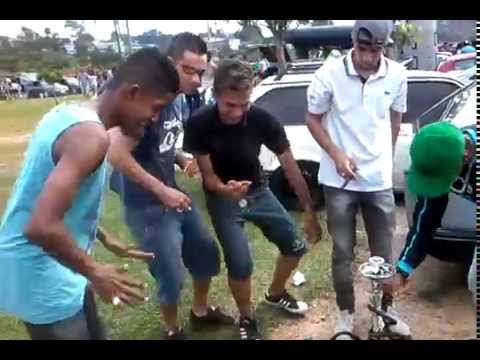 Os Betas no passinho do Romano kkk !! evento no pq ecologico de Itaqua