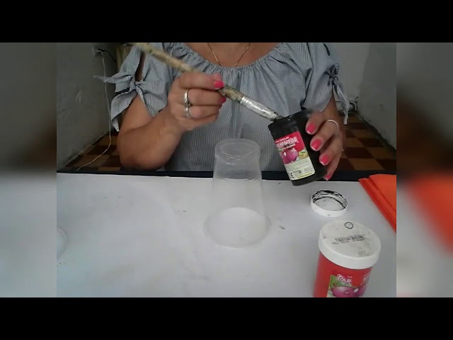 Vídeo relacionado con PARTY GO 125 piezas de vajilla de Halloween, servilletas, platos y vasos con pajitas, decoración de mesa para fiesta de Halloween de terror para 25 invitados, negro, decoración para fiesta de