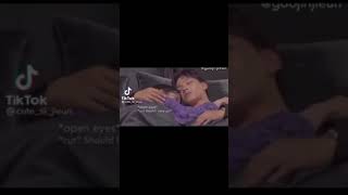 Download lagu IU and Yeo Jin Goo Fell Asleep in a scene mp3