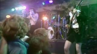 AC / DC - 03 - Problem child (Colchester - 1978)