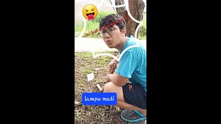 Download lagu komedi ngakak: hik..hik..lampu mati #komedi #komedilucu #videolucu #lampu #shorts mp3