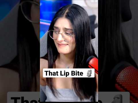 Payal gaming Lip Bite 🌝🗿💦 Adarsh uc pickup line made Payal Blush so much