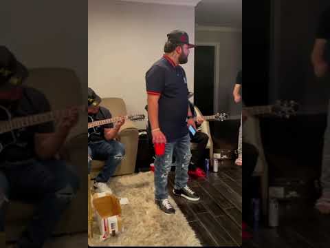 Gerardo Ortiz FT Luis R Conriquez - El Pelo Chino (En Vivo)