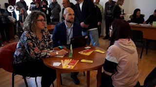 Предлагащи и търсещи работа се срещнаха "очи в очи" на трудова борса в Смолян