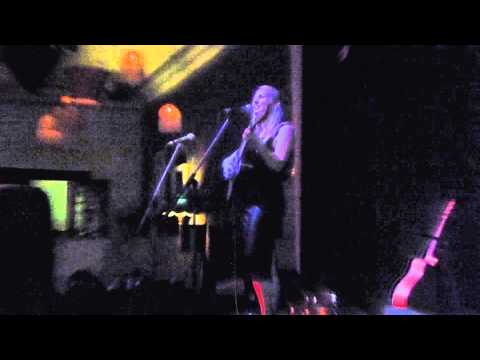 Melody Pool - Dancing In The Dark (Springsteen cover, live 23 March 2014)