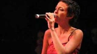 Rita Maria canta 