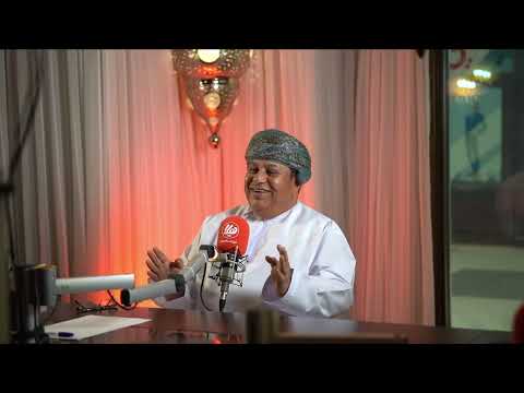 من مكاتب الثمانينات إلى إعصار جونو.. والي عُماني يكشف أسرار 36 عامًا 