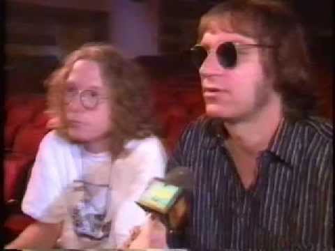 R.E.M. Peter Buck and Mike Mills 1995
