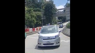 車CAM直擊 - 7人車 PC9289 迴旋處直出，車住成家人小心啲啦！