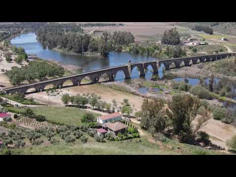 Vista panorámica del castillo de Medellín