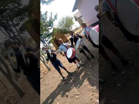 Watoto wakipiga switi switi ya ZABRON(Kahama)