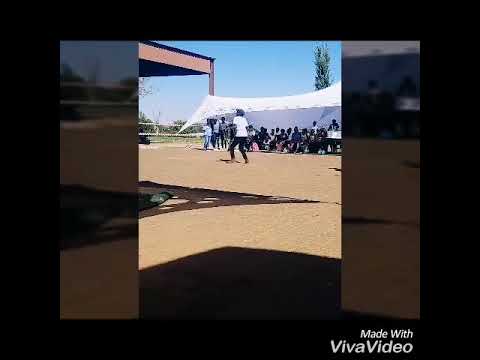 Dj_Lace_f.t_Lungelo_-_Uzongikhumbula