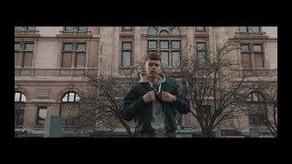 Pjotr - Bloed Op De Tape