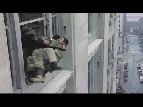 ladder 49 saving a man in a fire building scenes