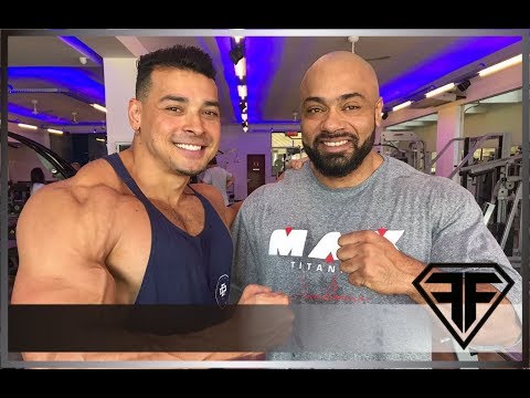 Felipe Franco - Treino SIMPLES de Peito (Ft.Julio Balestrin)