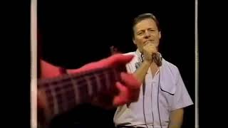 Delbert McClinton    Victim of Life&#39;s Circumstances Live on Bobby Bare and Friends 1985