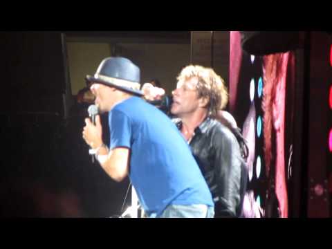 Bon Jovi - Old Time Rock N' Roll/Shout (Gillette Stadium 7-24-10)
