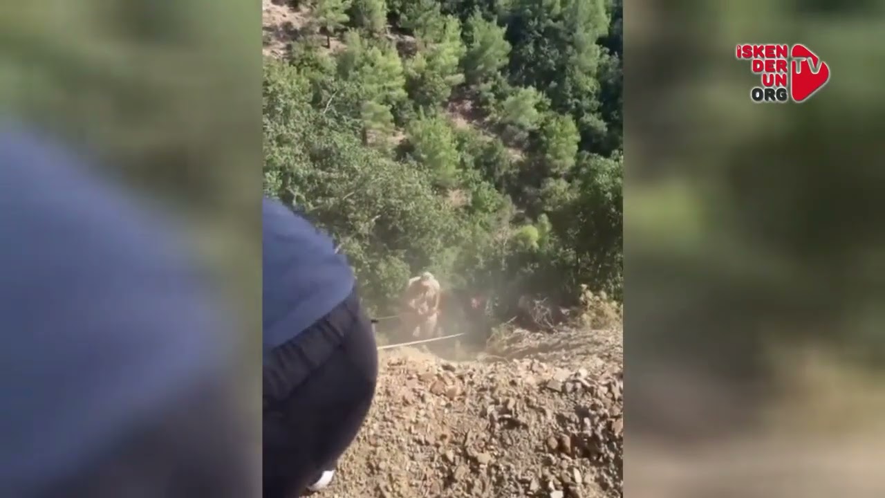 Hassa’da Motosiklet yoldan çıktı uçuruma yuvarlandı…