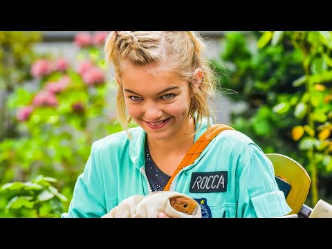 11-Year-Old Girl Lives Alone and Proves Kids Can Change the World