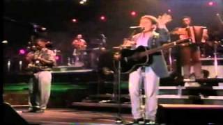 Paul Simon - 23 - Cecilia.mpg