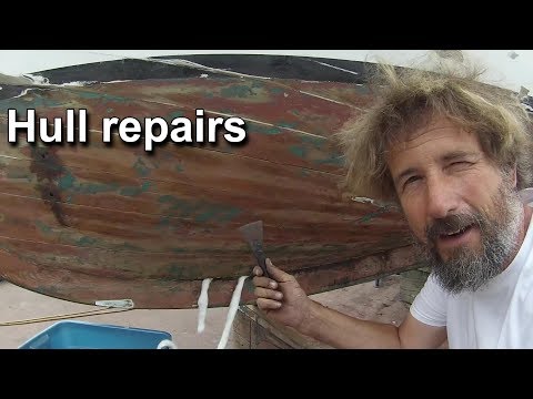 Ep 56 - Fixing Bleeders & Seams on a Wooden Boat | Real-World Hull Repairs  - Travels with Geordie