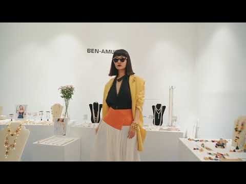 download lagu mp3 mp4 Tranoi Fashion Week, download lagu Tranoi Fashion Week gratis, unduh video klip Tranoi Fashion Week