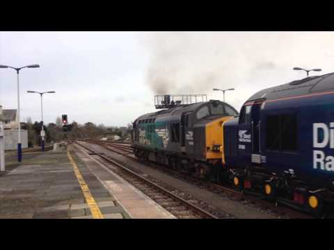37609 & 37069 at Plymouth - 6Z40