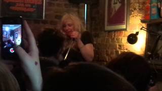 Courtney Love - &#39;Dying&#39; live acoustic at Hayden Wylds, London May 3rd 2014