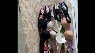 シャワーの後、バスルームにぶら下がっている妹の下着-Sister's Underwear Hanging In The Bathroom After Shower