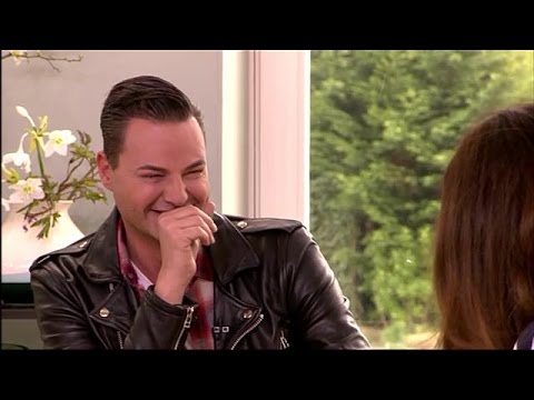 "Wat zijn jullie vreselijke vrouwen!" - KOFFIETIJD